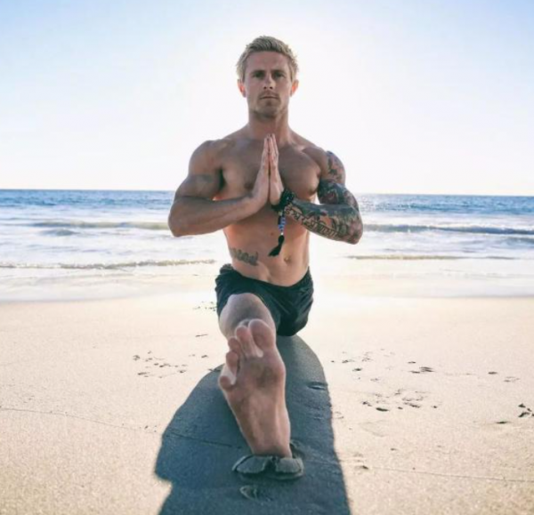 男人也可以練瑜伽，讓你的下盤更穩，耐力更足