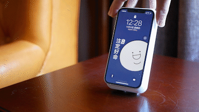 “支稜”起來，無線充電的正確姿勢：iWALK魔咔寶移動電源