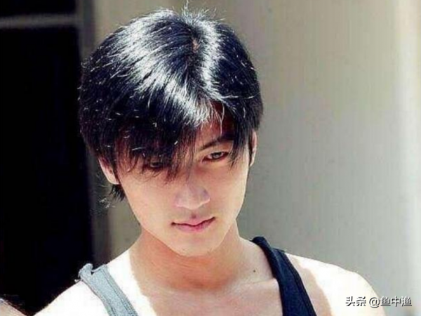 娛樂圈中6位星二代,有人成父母的驕傲,有人是爛泥扶不上牆 娛樂圈中6位星二代,有人成父母的驕傲,有人是爛泥扶不上牆