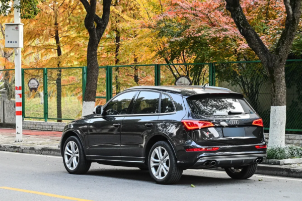 零百5秒出頭的全能好手,二手奧迪SQ5不好惹 零百5秒出頭的全能好手,二手奧迪SQ5不好惹