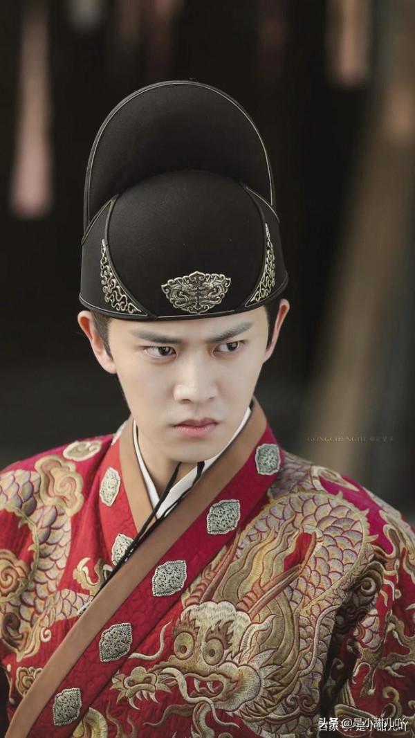 任嘉倫演技炸裂,新劇連獲好評,非科班的演員打了多少專業人的臉 任嘉倫演技炸裂,新劇連獲好評,非科班的演員打了多少專業人的臉