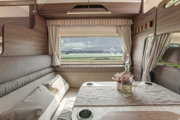 金冠賓歌CD500豪華版丨前臉運動包圍+中額頭設計 高顏值的實力派 金冠賓歌CD500豪華版丨前臉運動包圍+中額頭設計 高顏值的實力派