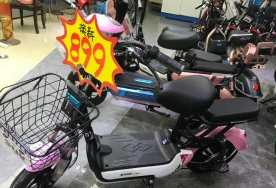 電動車以舊換新怕被“套路”,記住這兩點,就能避免上當 電動車以舊換新怕被“套路”,記住這兩點,就能避免上當