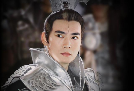 演出“亦正亦邪”就服這10位!帥氣俊美不說,最怕他輕飄飄一笑 演出“亦正亦邪”就服這10位!帥氣俊美不說,最怕他輕飄飄一笑