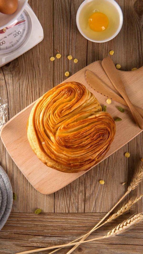 孩子們就像一根隱形的線，牽著家長們