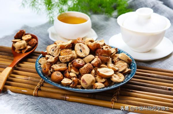 夜尿多、尿濁、腰痛？咋從典型症狀，辨自己是否痛風性腎病及分期