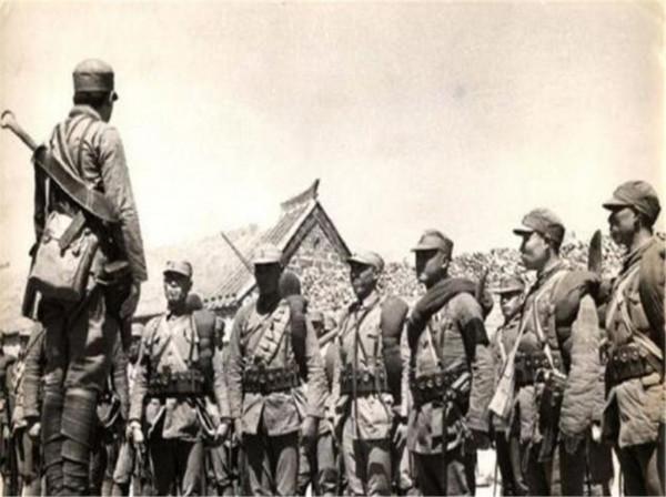 抗日戰爭，我軍和日軍配發的子彈基數是多少，怪不得仗這麼難打？