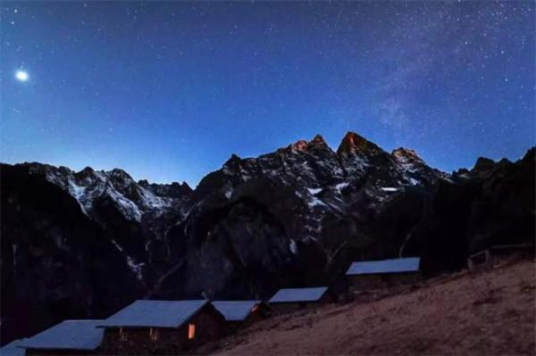 香格里拉的星空究竟有多美? 香格里拉的星空究竟有多美?