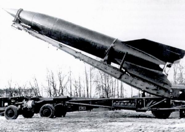 冒死為敵機護航,擋住戰友的炮口,二戰飛行員弗朗茨為何救敵軍? 冒死為敵機護航,擋住戰友的炮口,二戰飛行員弗朗茨為何救敵軍?