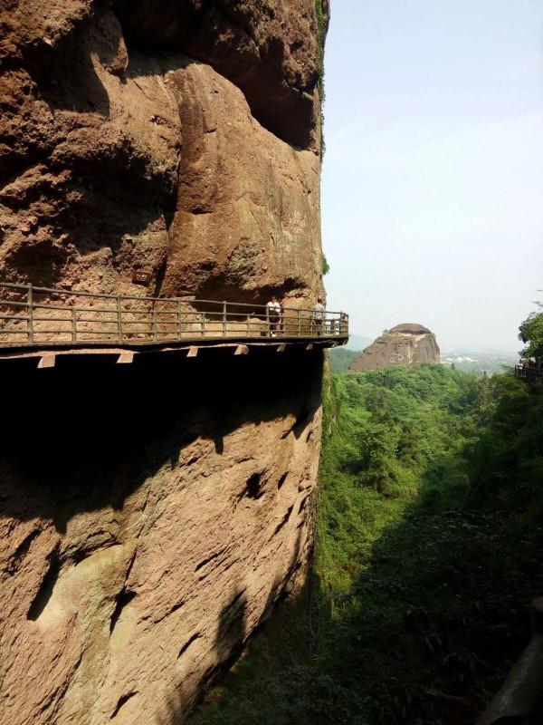 一個讓人流連忘返的旅遊度假聖地——龍虎山