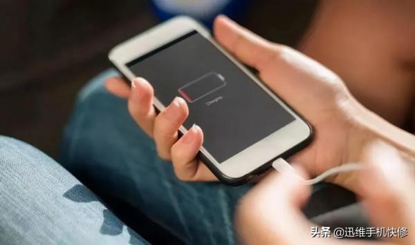 手機用久了充不進電？電池餓死不用換，用這3方法不花錢就能啟用