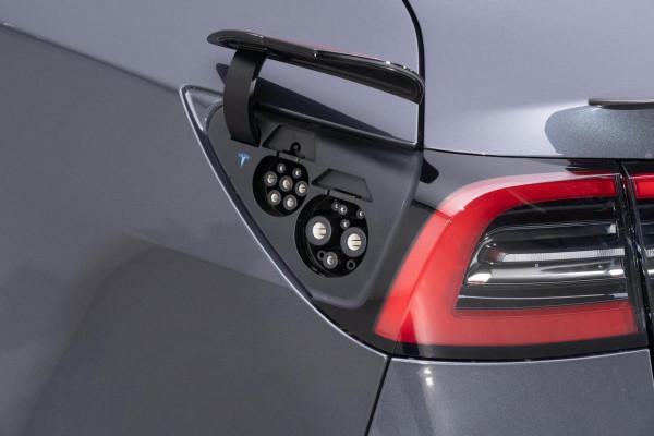 銷冠雅閣被擊敗,贏家卻是一臺新能源車,是趨勢所向還是意外? 銷冠雅閣被擊敗,贏家卻是一臺新能源車,是趨勢所向還是意外?