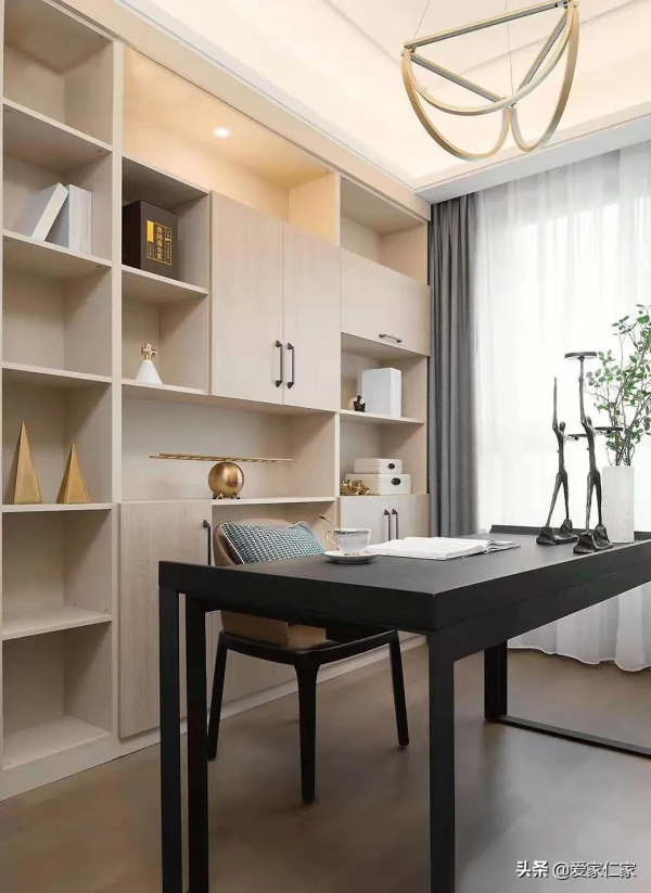 140㎡現代輕奢風格新房裝修，臥室背景牆加分