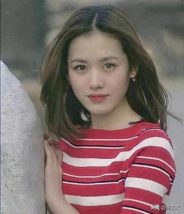 年輕時的孫藝珍,哭起來梨花帶雨,笑起來明媚動人 年輕時的孫藝珍,哭起來梨花帶雨,笑起來明媚動人