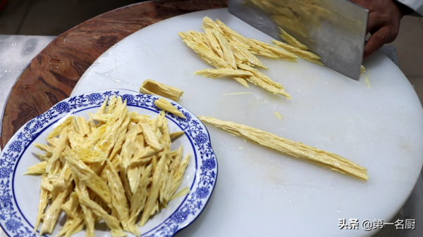 過年了，教你4道解膩小冷盤，端上桌比大魚大肉還搶手，太好吃了