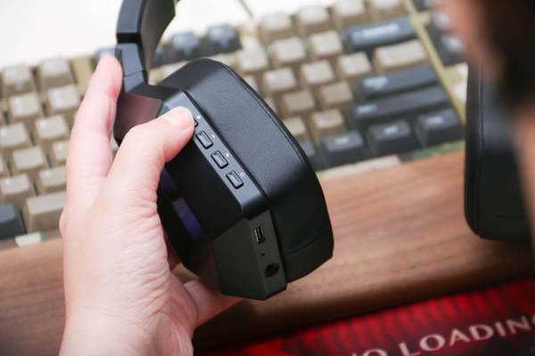 人皇Sky親自打造,為遊戲而生的平民藍芽耳機,這才是yyds 人皇Sky親自打造,為遊戲而生的平民藍芽耳機,這才是yyds