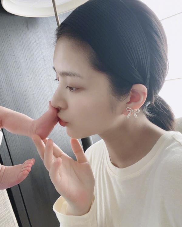 2021年8位男星當爹：3位初為人父，5位喜迎二胎，生男生女各一半