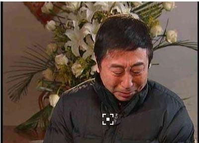 登春晚33年，曾被保姆敲詐“分手費”，62歲退休，馮鞏如今怎樣了