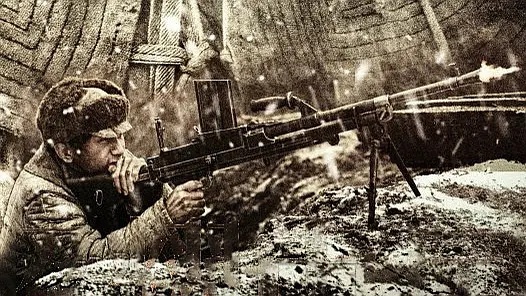 美軍戰機猖狂低飛，志願軍師長一聲令下，三千支槍一齊指向天空