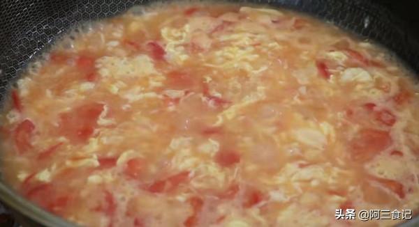 麵疙瘩最簡單的做法，用一個塑膠瓶，5分鐘做一大盤，營養又解饞