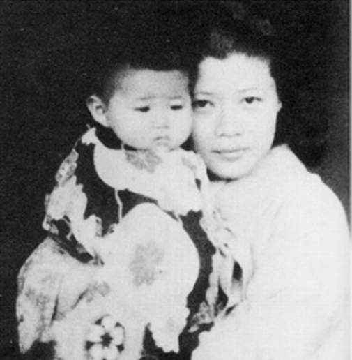 日本作家太宰治:拋棄懷孕情人,39歲自殺,私生女長大後爆其醜聞 日本作家太宰治:拋棄懷孕情人,39歲自殺,私生女長大後爆其醜聞