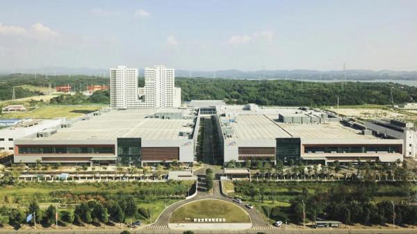 產城融合:湖南城陵磯華為新金寶高階製造基地 / 湖南設計 產城融合:湖南城陵磯華為新金寶高階製造基地 / 湖南設計