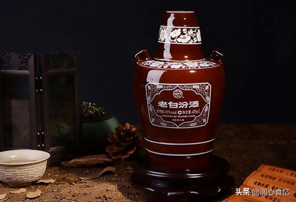 “年夜飯”適合喝什麼酒？這5五款純糧食白酒，好喝還實惠