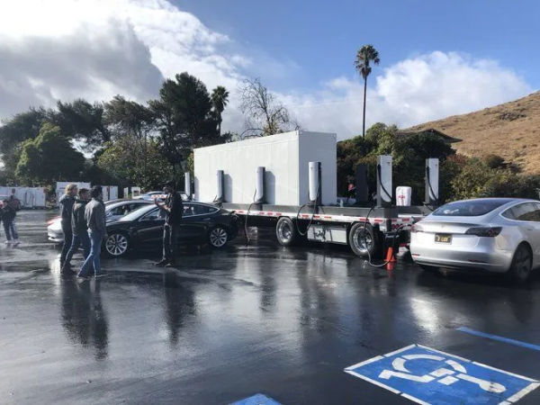 國慶開蔚來跑了3000公里，其實電動車跑長途也沒有那麼難