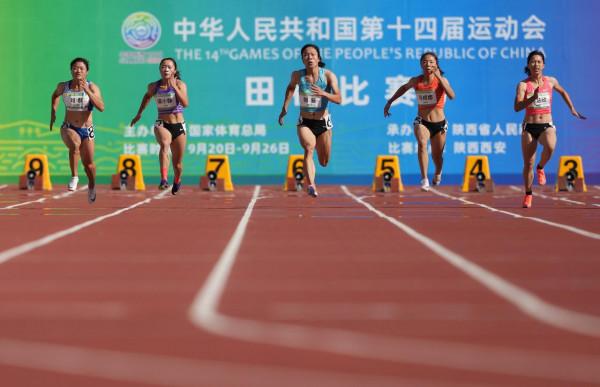 田徑——女子100米預賽賽況 田徑——女子100米預賽賽況