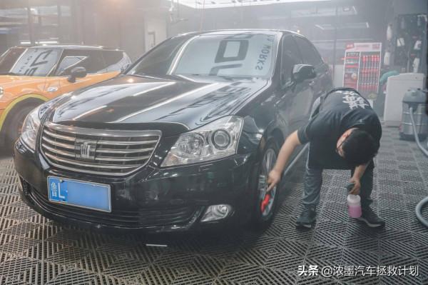 「奇怪の風」修復一臺行駛異響漏風的豐田皇冠，守護經典再次動人