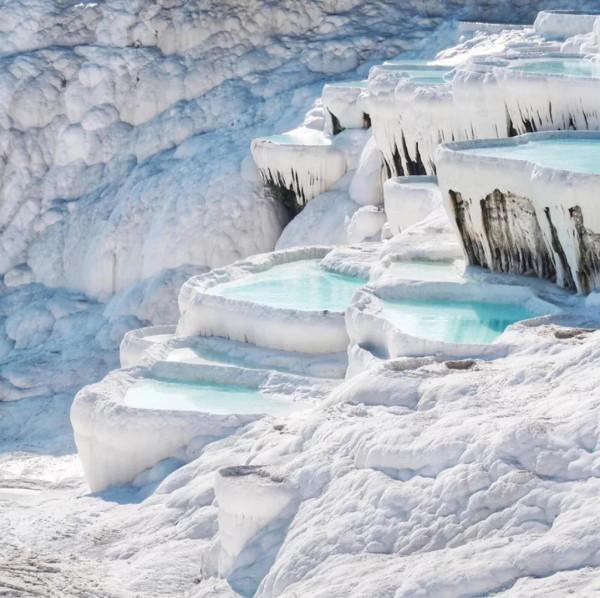 土耳其棉花堡：上帝打翻了牛奶瓶，被譽為世界第八大奇蹟