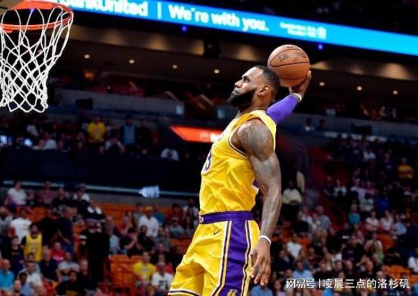 跟NBA球星學過人，GIF圖解，看得太爽了