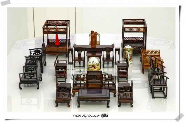 小巧的微型明清傢俱模型圖