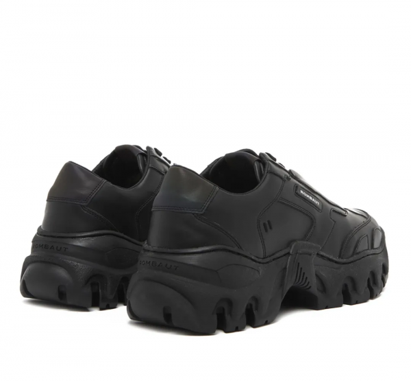 如果女朋友一生氣就踩你的「小白鞋」,那麼這篇請收藏|球鞋推薦 如果女朋友一生氣就踩你的「小白鞋」,那麼這篇請收藏|球鞋推薦