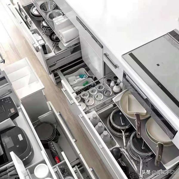 去小姨家參觀，看到她家這10個“神設計”，我都後悔家裡裝修早了