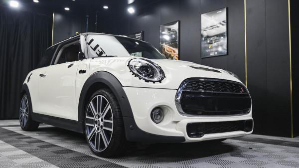 蘇州寶馬MINI改色競速提夫尼