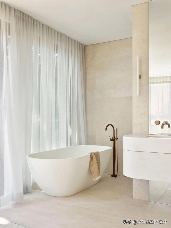 極簡奶油繫住宅，柔軟又高階