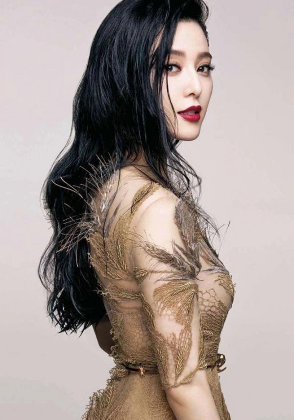 40歲怎麼了?40歲的范冰冰,狀態好,身材好,沒有中年衰老的樣子 40歲怎麼了?40歲的范冰冰,狀態好,身材好,沒有中年衰老的樣子