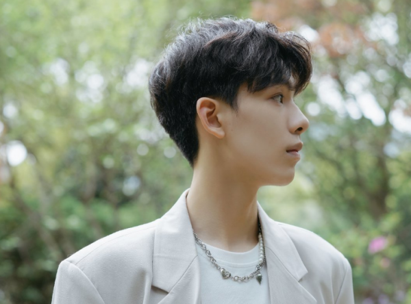 童星黃天崎長大了,17歲身高超180cm,顏值跟小時候差距大 童星黃天崎長大了,17歲身高超180cm,顏值跟小時候差距大