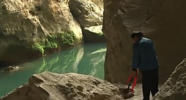 “貴州背屍人”羅開科：以背屍背棺材為生，技藝面臨失傳