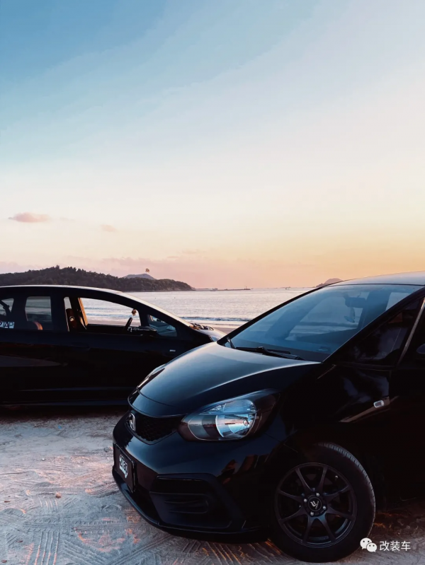 00後小姐姐也愛玩本田飛度，這個車系到底有什麼魔力？