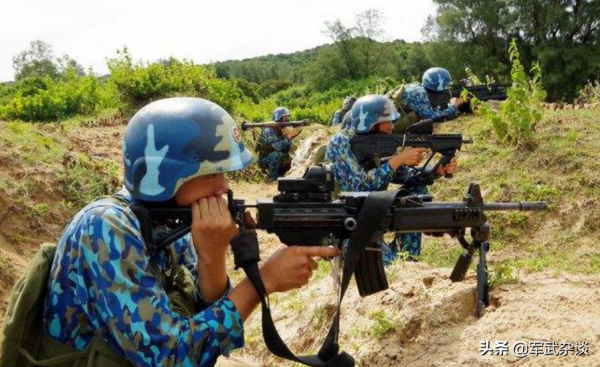 &OpenCurlyDoubleQuote;藍精靈&rdquo;再見！海軍陸戰隊換裝21式軍服，向美國海軍陸戰隊轉變