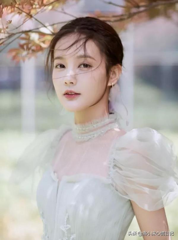 李一桐高畫質套圖桌布圖集 李一桐高畫質套圖桌布圖集