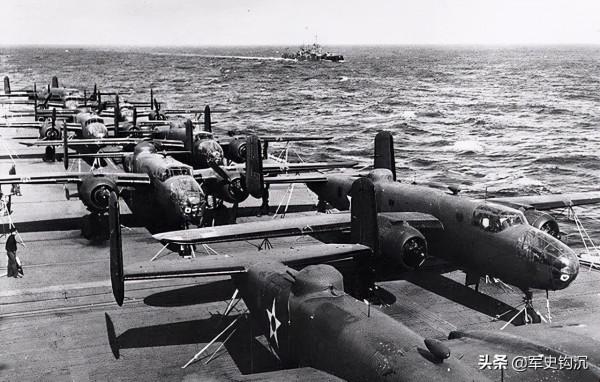 美軍秘密轟炸東京，唯一棄彈飛離的4號機，飛行員：我高估了敵人