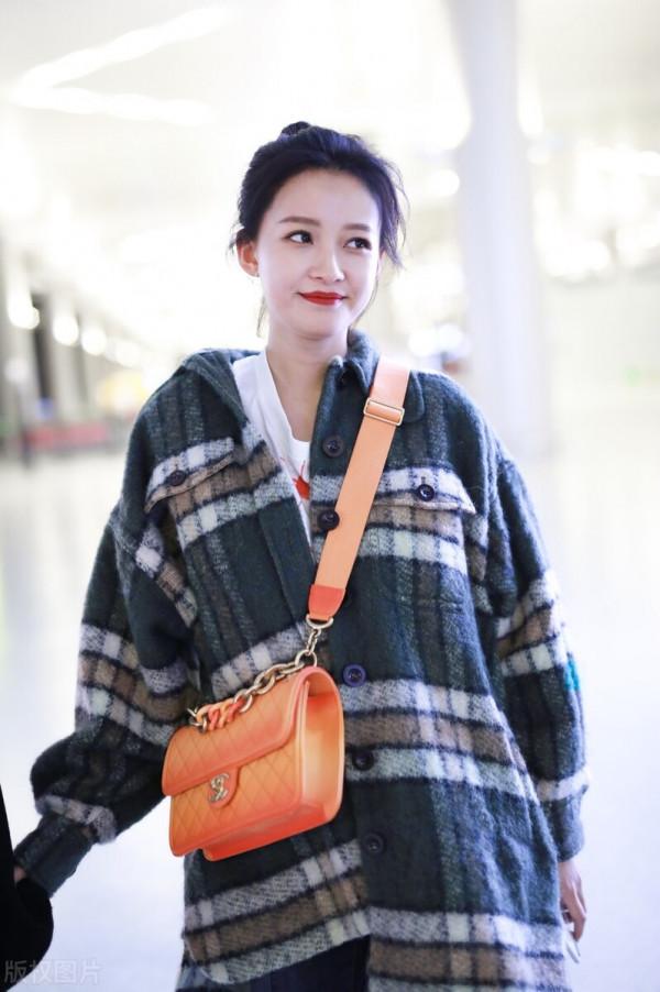 孫怡：和李沁好像的一個人，長得好嫩啊