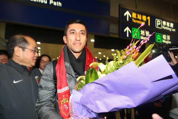 五年時間，三段歷程，成就一個讓人讚不絕口的艾哈邁多夫