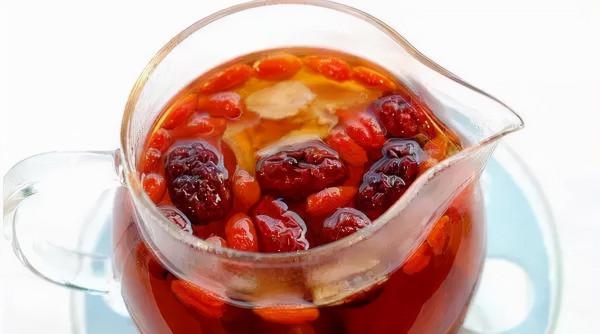 體寒的女人喝什麼茶好？冬季暖身的6種茶