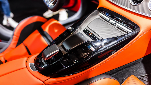 AMG GT竟然是最慢的，廣州車展效能最強的5款新車盤點