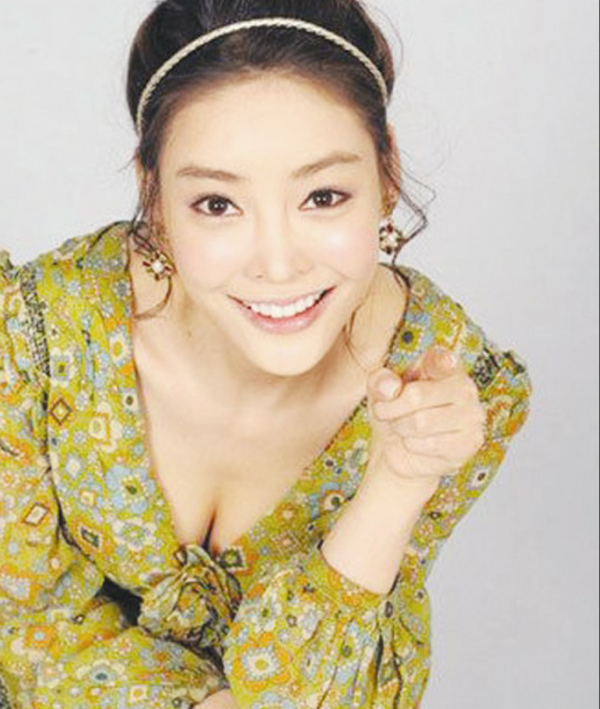 韓國女星為何頻頻自殺，背後到底牽動了誰？