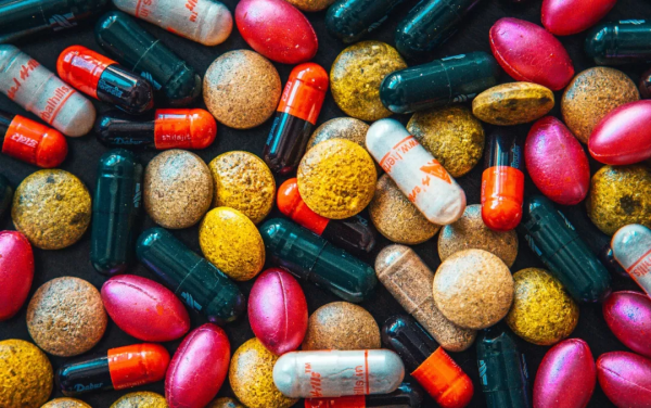 人工智慧助力緝毒，深度生成模型可自動解析新型精神活性物質結構